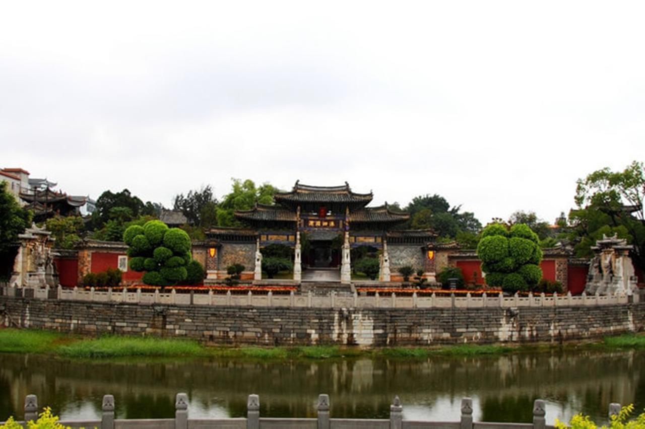 Jianshui Upland Internation Youth Hostel Exterior foto